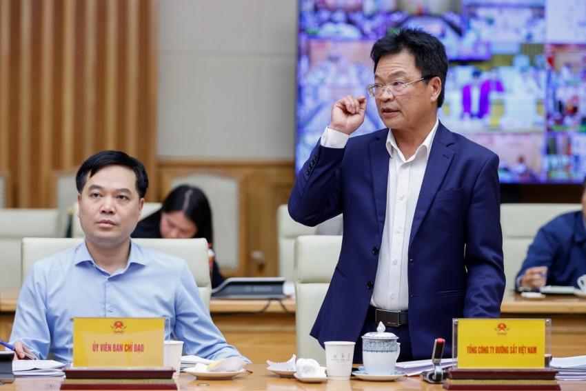 Thủ tướng: Phát triển công nghiệp đường sắt, hệ thống đường sắt với tầm nhìn 100 năm Thủ tướng: Phát triển công nghiệp đường sắt, hệ thống đường sắt với tầm nhìn 100 năm