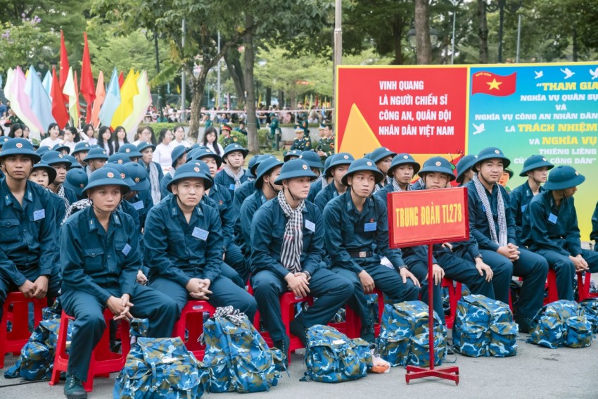 Lễ tòng quân tại Đồng Nai: Ngọn lửa trách nhiệm lan tỏa từ địa phương đến cả nước