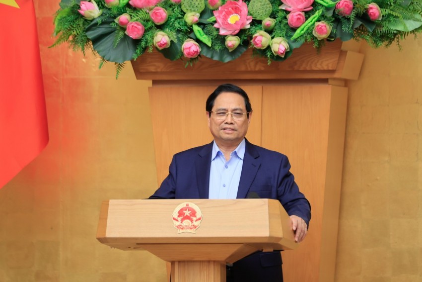 Kiên định mục tiêu giữ vững ổn định kinh tế vĩ mô và mức tăng trưởng 10%