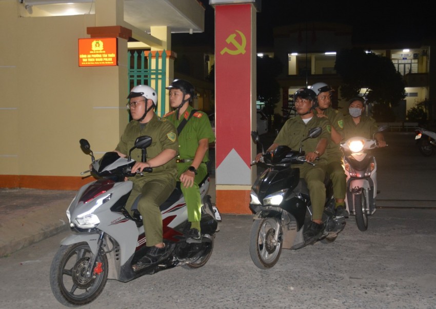 Các thành viên trong lực lượng tham gia bảo vệ ANTT đều là những người am hiểu địa bàn, có uy tín trong cộng đồng và gắn bó mật thiết với nhân dân.
