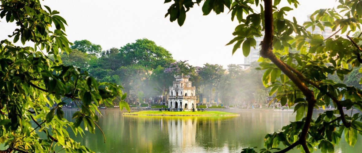 Hà Nội lọt vào top 50 thành phố đẹp nhất thế giới của CN Traveler Thủ đô Hà Nội tiếp tục được lọt vào bảng xếp hạng "Thành phố đẹp nhất Thế giới".