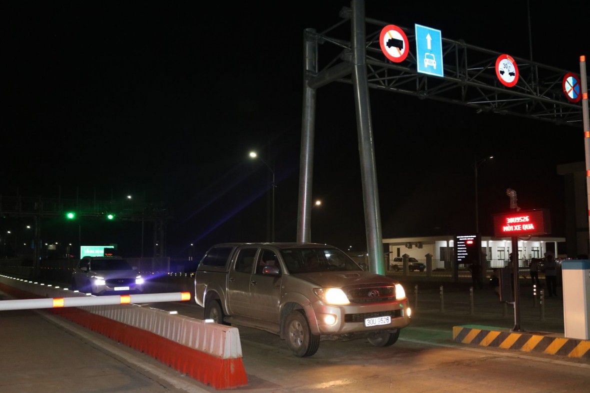 Hệ thống thu phí điện tử không dừng (ETC) chính thức vận hành tại Trạm thu phí nút giao Đồng Giao lúc 22 giờ ngày 2/3. (Ảnh: Cục Đường bộ Việt Nam)