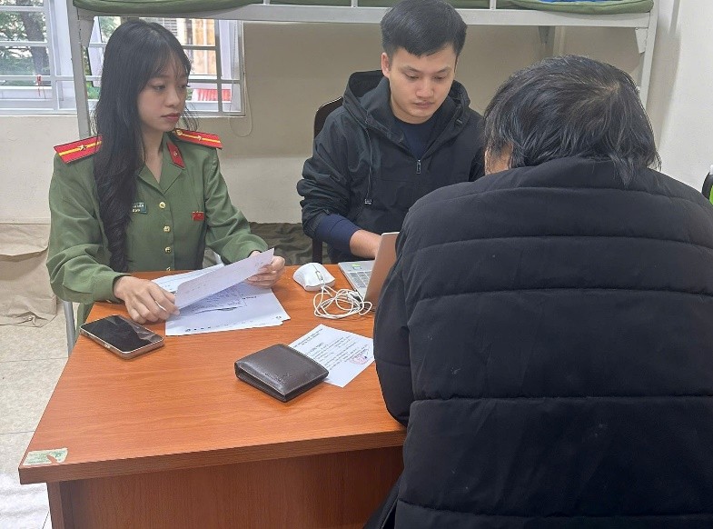 Xử phạt người đàn ông đăng tải thông tin sai sự thật về lãnh đạo UBND Thành phố Hà Nội