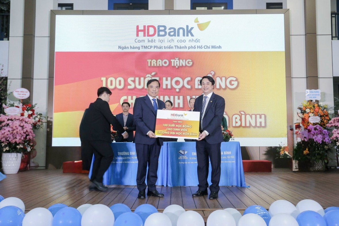 Trường Đại học Hòa Bình: Trao Quyết định bổ nhiệm Hiệu trưởng và ký kết hợp tác với các đối tác chiến lược