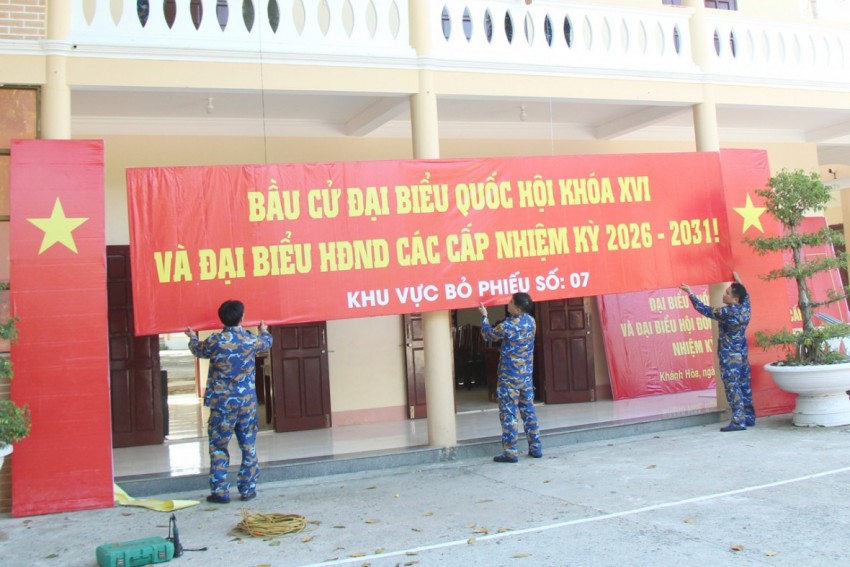 9.	Việc niêm yết ứng cử viên đại biểu ở những nơi trung tâm, dễ quan sát để cử tri thuận tiện nghiên cứu, tìm hiểu