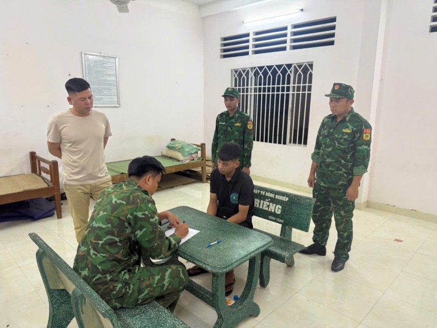 Tây Ninh: Bắt giữ đối tượng liên quan vụ án giết người trốn sang Campuchia Tây Ninh: Bắt giữ đối tượng liên quan vụ án giết người trốn sang Campuchia