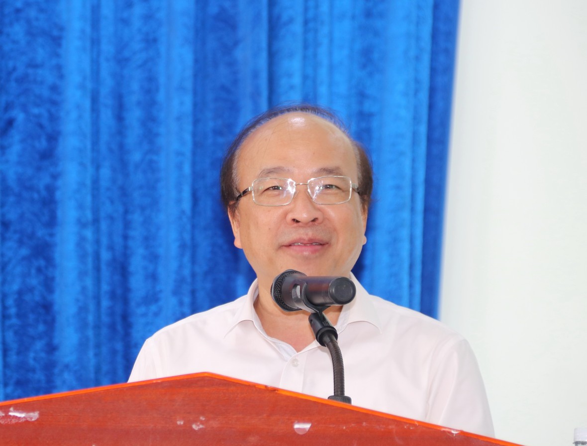 Ứng cử viên ĐBQH lắng nghe kiến nghị cử tri, cam kết đồng hành cùng Phú Mỹ phát triển bền vững