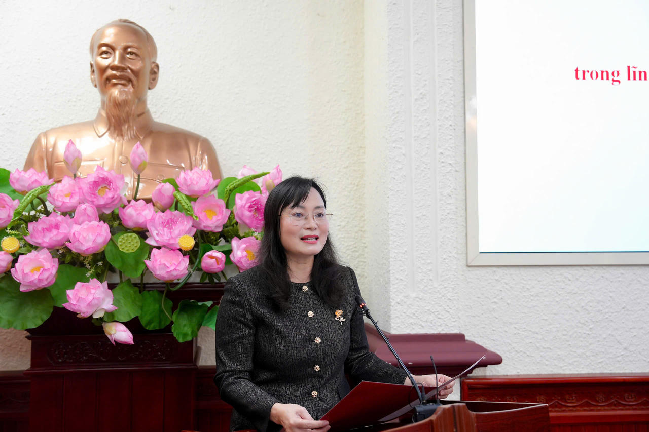 Ph&oacute; Tổng Bi&ecirc;n tập B&aacute;o PLVN Vũ Hồng Th&uacute;y đ&atilde; c&ocirc;ng bố Thể lệ Cuộc thi &ldquo;Chuyện nghề THADS&rdquo; lần thứ 2.