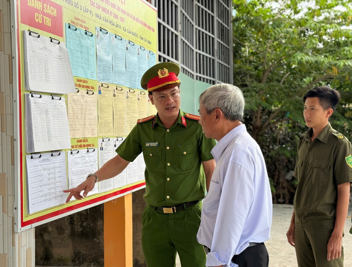 Công an Tây Ninh chủ động rà soát cử tri, bảo đảm an ninh cho ngày bầu cử