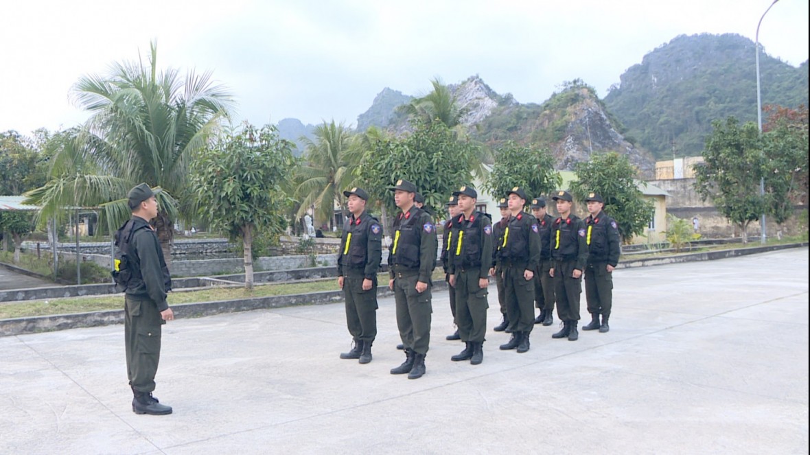 Lực lượng Cảnh sát cơ động triển khai phương án tuần tra đảm bảo ANTT.