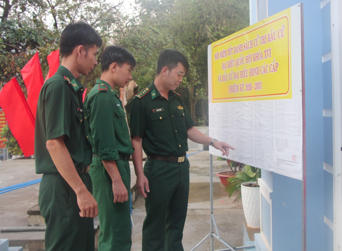 Sẵn sàng cho ngày bầu cử sớm tại đảo Hòn Chuối