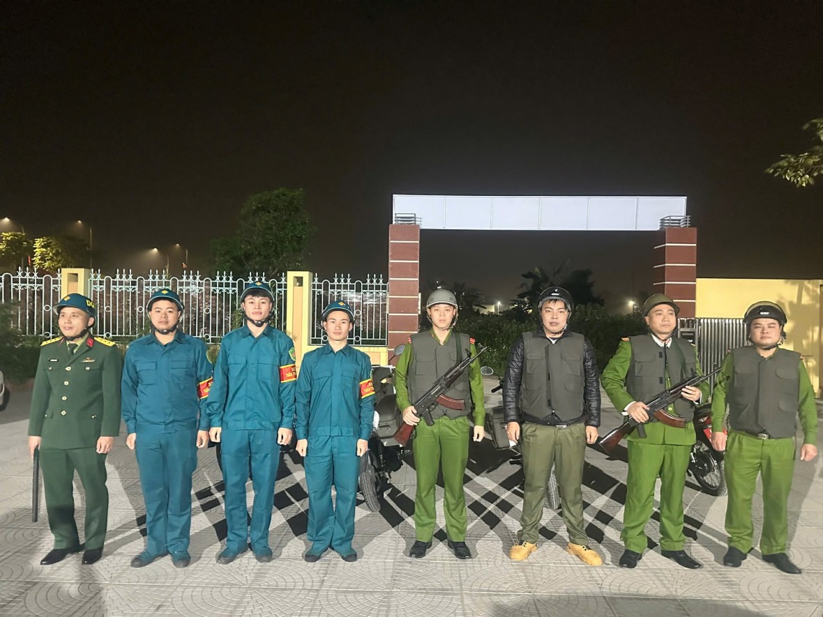 Công an xã Dương Hoà tăng cường công tác tuần tra đảm bảo an ninh trật tự các điểm bỏ phiếu, bầu cử