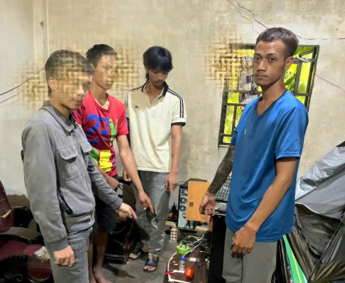 Bắt quả tang 4 thanh niên sử dụng ma túy tại nhà dân ở Lâm Đồng