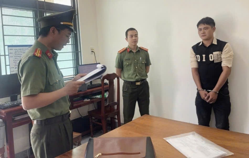 Tạm giam đối tượng ở Gia Lai tàng trữ súng và 79 viên đạn để hù dọa người khác Tạm giam đối tượng ở Gia Lai tàng trữ súng và 79 viên đạn để hù dọa người khác