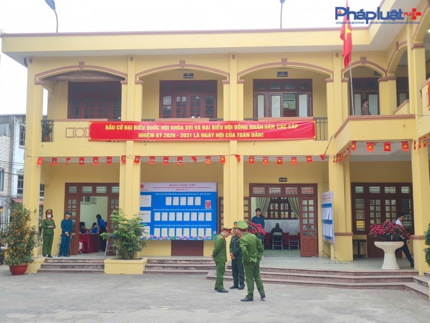 Phấn khởi đi đầu-Cử tri xã Đại Thanh vui mừng gửi trọn niềm tin, nguyện vọng trong ngày hội lớn