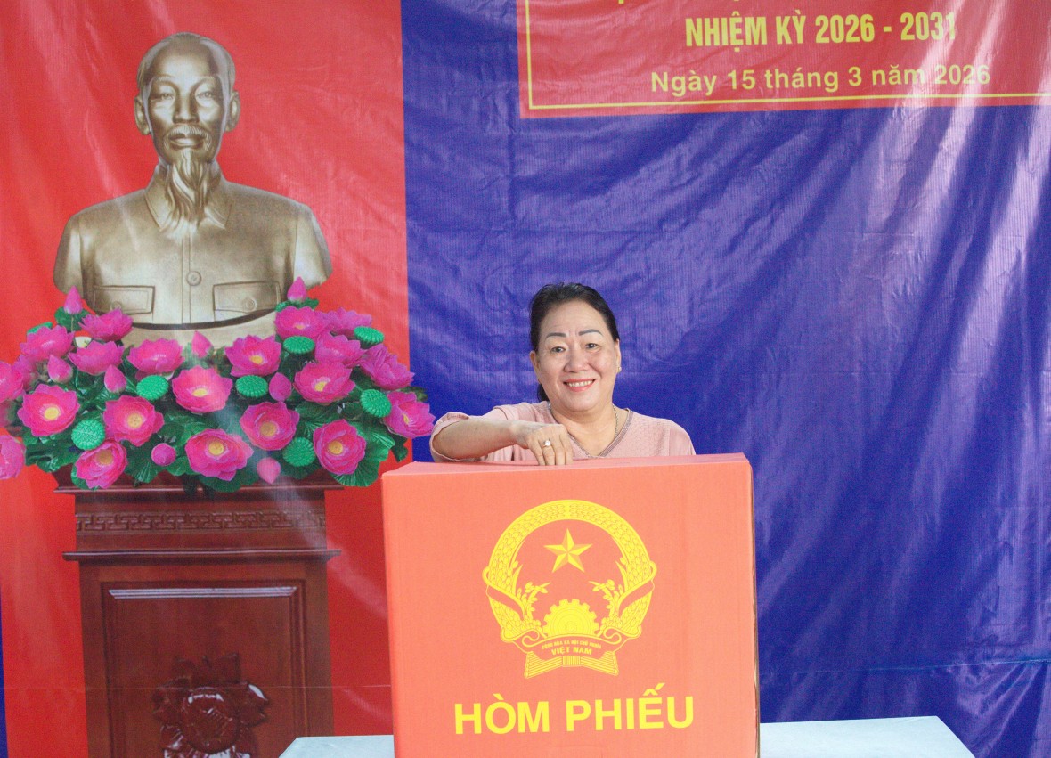 Cà Mau: Cử tri phường Bạc Liêu nô nức tham gia bầu cử, kỳ vọng vào những đại biểu xứng đáng