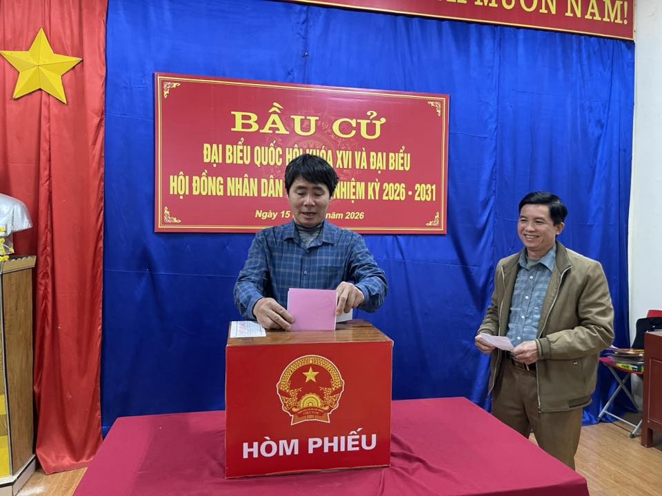 Cử tri rẻo cao Thái Nguyên nô nức, phấn khởi đi bầu cử