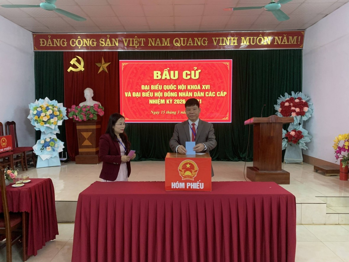 Cử tri rẻo cao Thái Nguyên nô nức, phấn khởi đi bầu cử