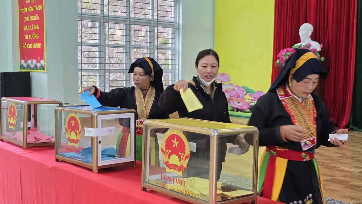 Quảng Ninh rộn ràng ngày hội toàn dân đi bầu cử