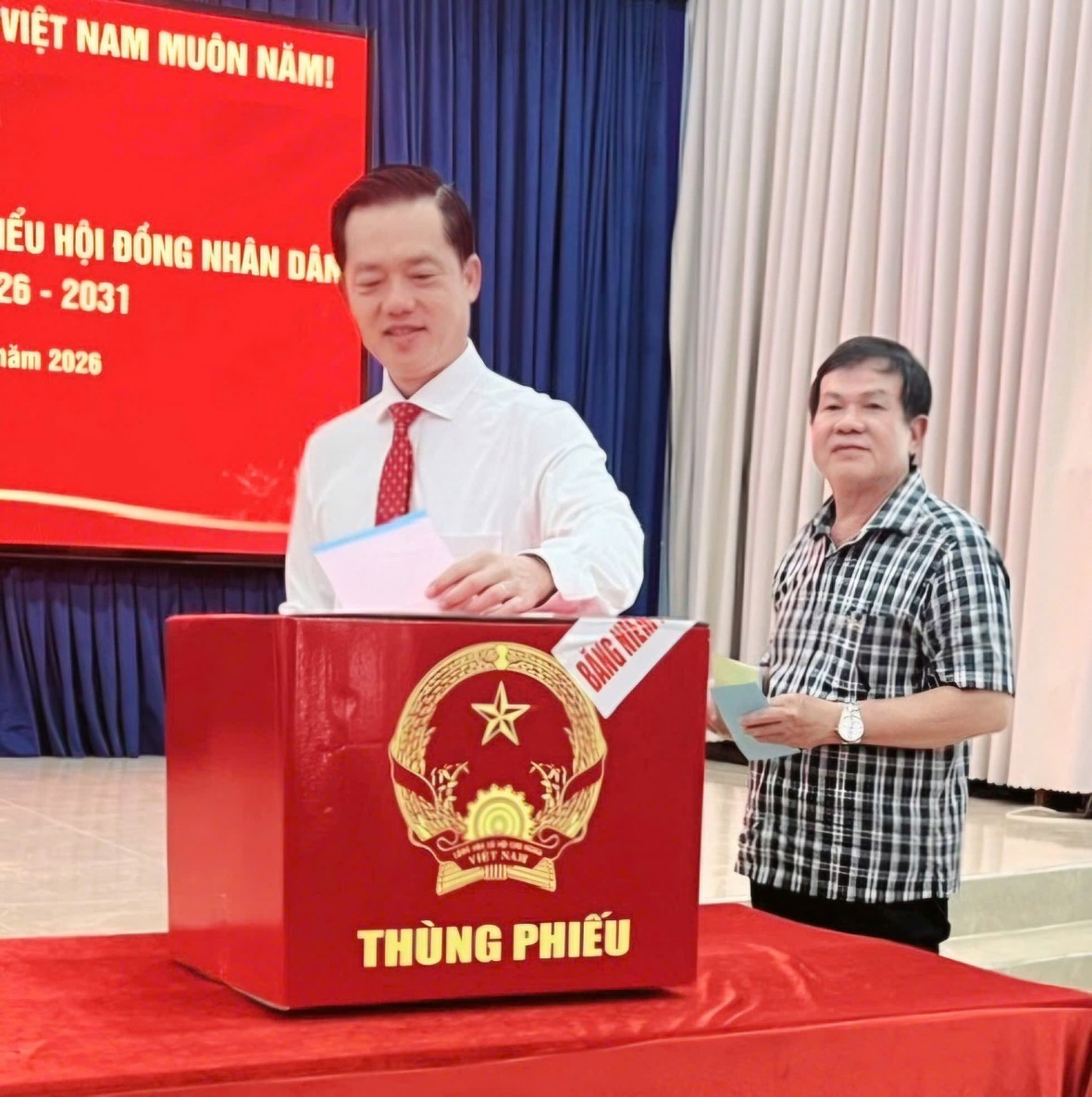 Hơn 3,3 triệu cử tri An Giang phấn khởi đi bầu cử