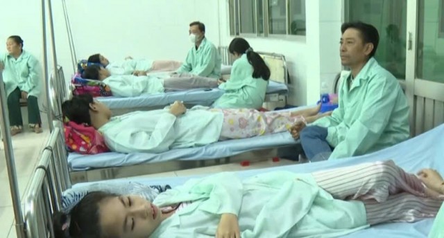 dong thap hon 80 nguoi nghi ngo doc sau khi an banh mi nghi do vi khuan salmonella