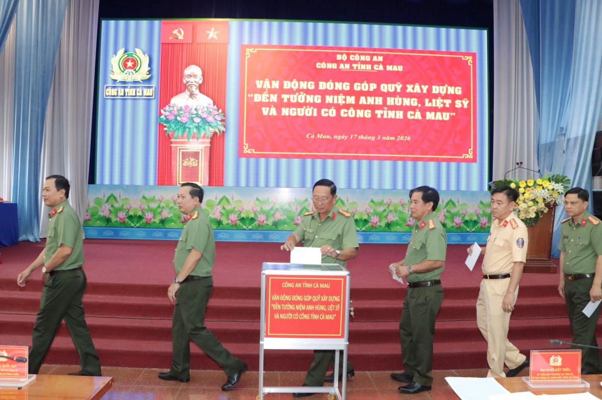 Công an Cà Mau vận động đóng góp xây dựng Đền tưởng niệm Anh hùng, liệt sĩ và người có công