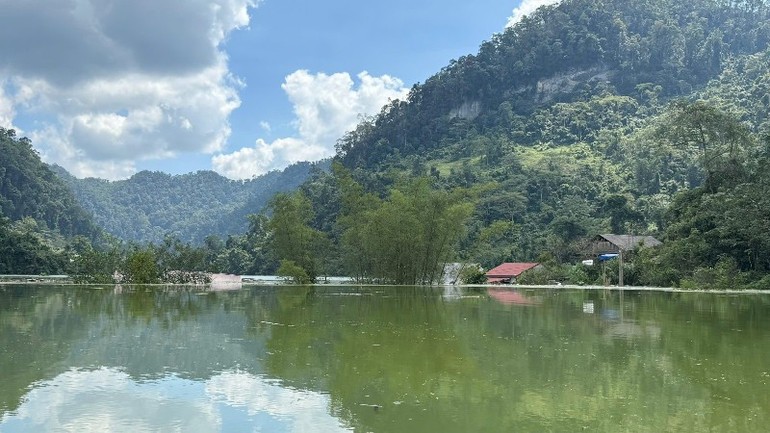 Thái Nguyên ban hành lệnh xây dựng công trình khẩn cấp thôn ngập lụt hơn 30 tỷ đồng