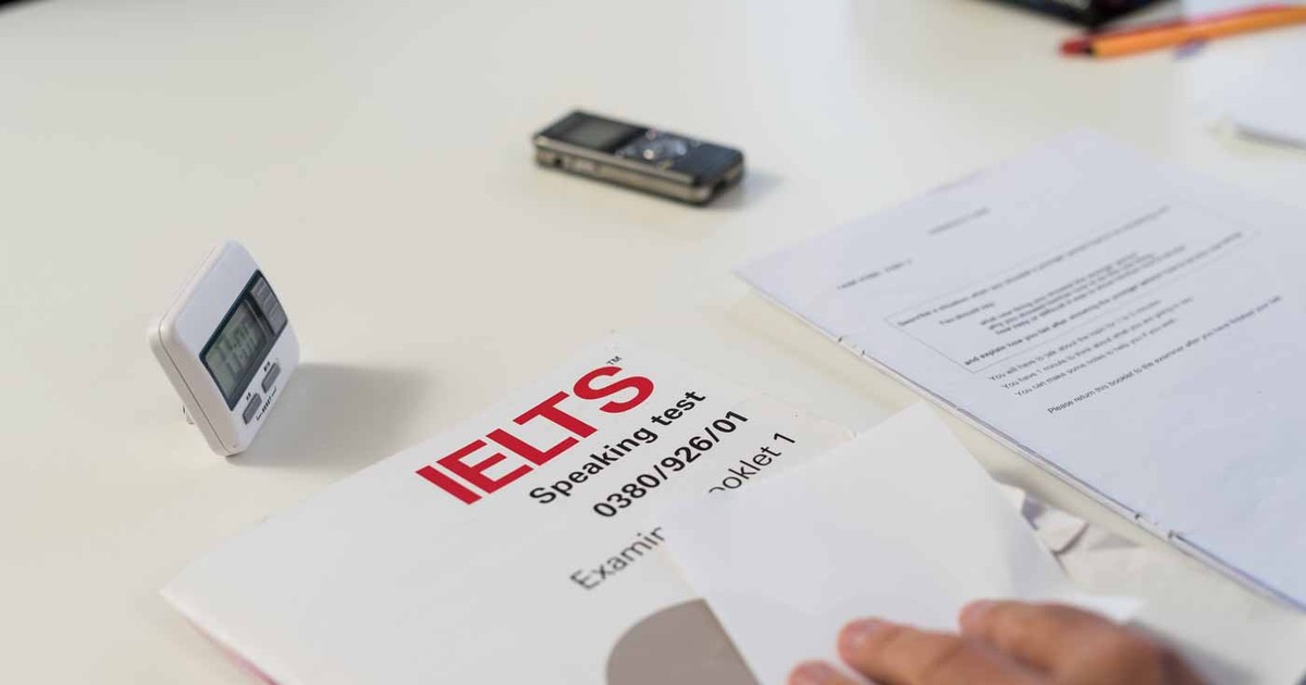 Chứng chỉ IELTS từng là “tấm vé” tuyển thẳng vào lớp 10 tại nhiều trường phổ thông. (Ảnh: Pnpl.vn)