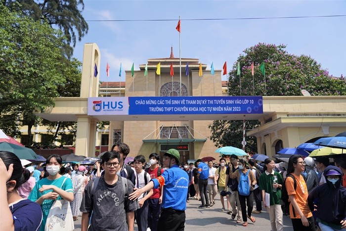 Kỳ thi tuyển sinh vào lớp 10 Trường THPT Chuyên Khoa học Tự nhiên năm 2023. Ảnh: VNU