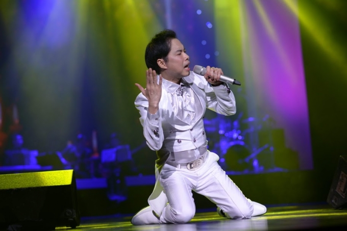 Ngọc Sơn thăng hoa hết m&igrave;nh trong đ&ecirc;m &nbsp;