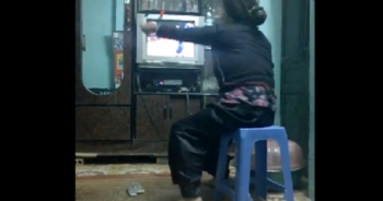 Cư dân mạng phát sốt với clip bà già đam mê đấm bốc