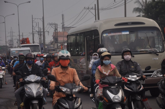 C&oacute; những n&uacute;t đen về t&igrave;nh trạng &ugrave;n tắt giao th&ocirc;ng vẫn kh&ocirc;ng tắt đường nghi&ecirc;m trọng