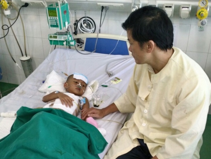 Sự sống của b&eacute; hết sức mong manh.