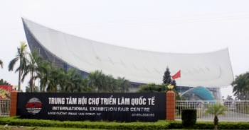 Hải Phòng: Trung tâm hội chợ "trăm tỷ" nằm mốc meo