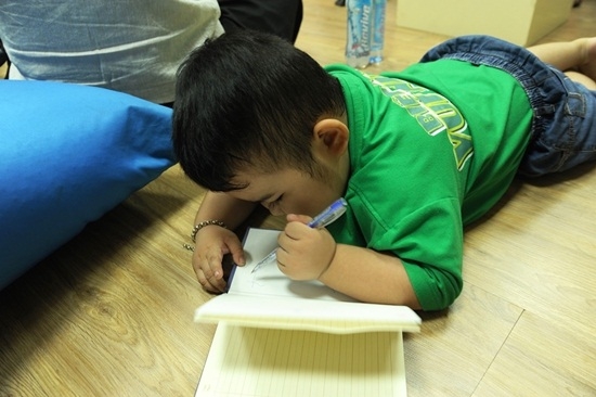 1001 khoảnh khắc đ&aacute;ng y&ecirc;u của Ku Tin trong Người H&ugrave;ng T&iacute; Hon