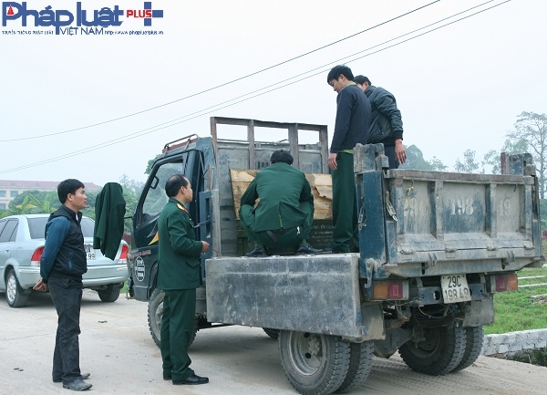 C&ocirc;ng t&aacute;c di dời quả bom đ&atilde; được tiến h&agrave;nh.