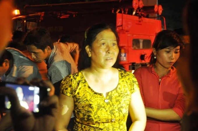 Khu&ocirc;n mặt bần thần của những người tho&aacute;t nạn sau vụ ch&aacute;y vẫn hiển hiện r&otilde; rệt.