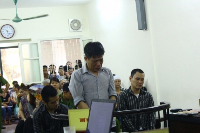 L&ecirc; Trung Ki&ecirc;n v&agrave; đồng phạm trong phi&ecirc;n x&eacute;t xử sơ thẩm.