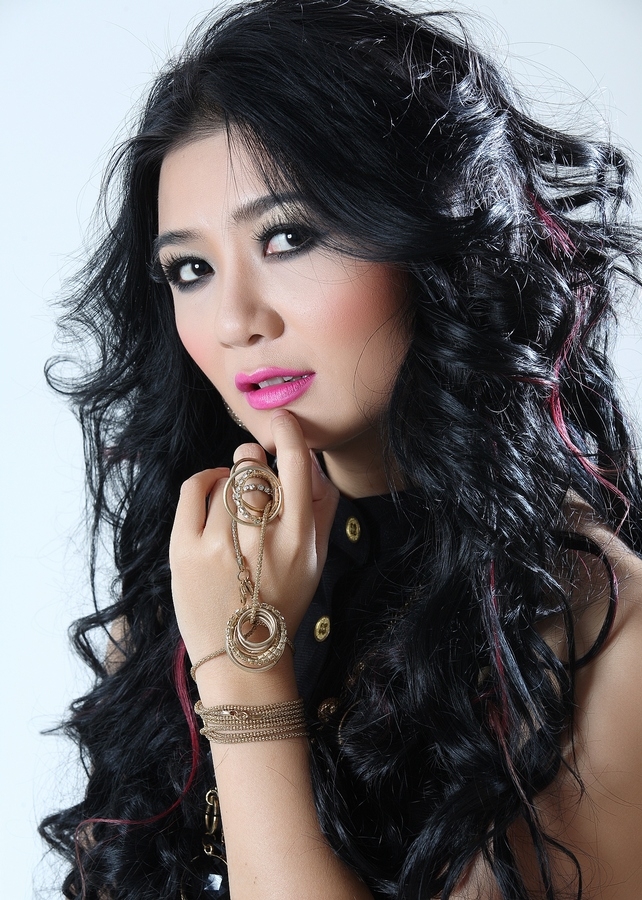 B&uacute;p b&ecirc; 8x Triệu Trang