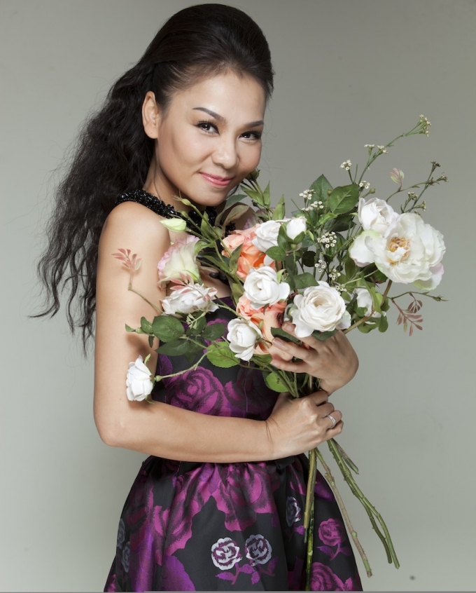 Ca sĩ Thu Minh l&agrave; kh&aacute;ch mời sẽ trao giải &nbsp;Mai V&agrave;ng 2015