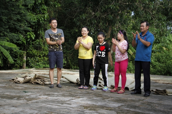 Gia đ&igrave;nh nghệ sĩ Ngọc Lan tham gia chương tr&igrave;nh Gia đ&igrave;nh vui vẻ