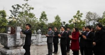 Lãnh đạo Bộ Tư pháp dâng hương tại Khu di tích lịch sử của Bộ