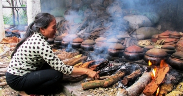 Hà Nam: Cá kho làng Vũ Đại hút khách dịp Tết Bính Thân