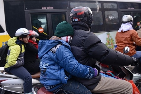 Trong những ng&agrave;y r&eacute;t đậm r&eacute;t hại n&agrave;y, c&aacute;c nh&agrave; trường kh&ocirc;ng tổ chức c&aacute;c hoạt động tập trung học sinh ngo&agrave;i trời. Ảnh minh họa.