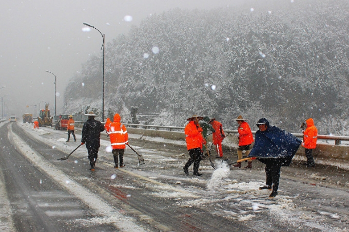 Thời tiết lạnh gi&aacute; g&acirc;y ảnh hưởng nghi&ecirc;m trọng tới 46 huyện tại tỉnh V&acirc;n Nam (Trung Quốc). (Ảnh: AFP)