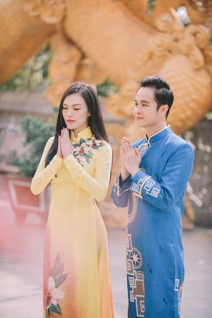 Cao Th&ugrave;y Linh v&agrave; Nhật Tinh Anh c&ugrave;ng cầu nguyện những điều tốt l&agrave;nh cho năm mới 2016