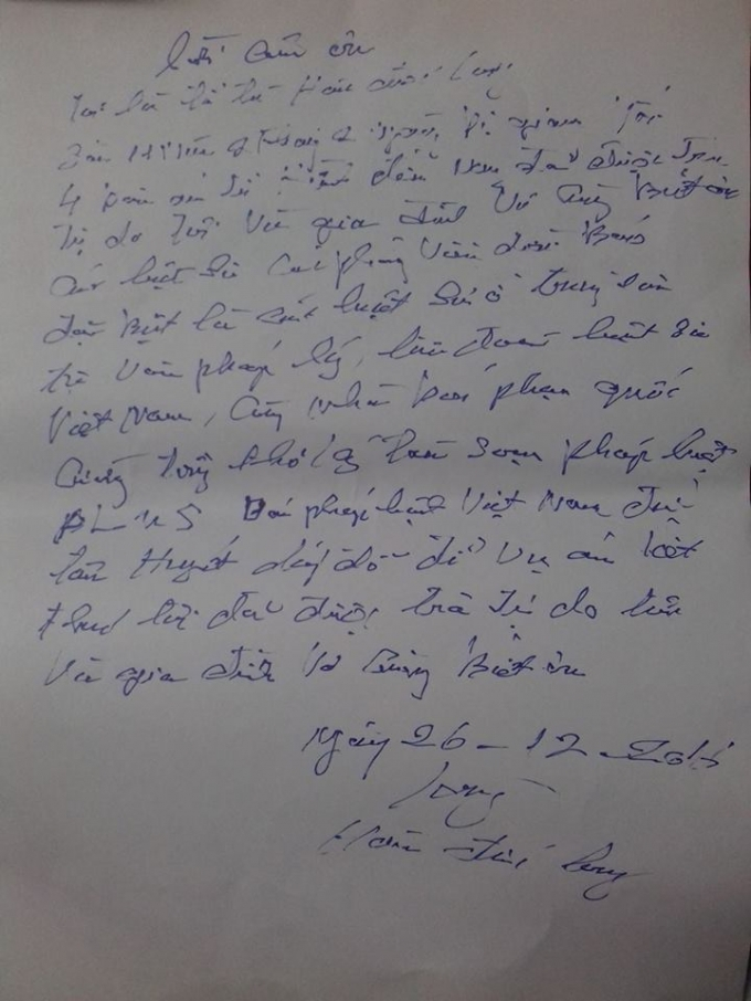 &Ocirc;ng H&agrave;n Đức Long viết thư tay cảm ơn luật sư, nh&agrave; b&aacute;o đ&atilde; đồng h&agrave;nh gi&uacute;p &ocirc;ng minh oan