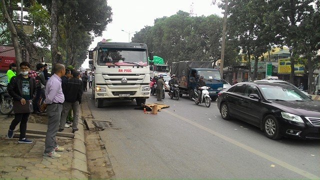 Hiện trường vụ tai nạn giao th&ocirc;ng.