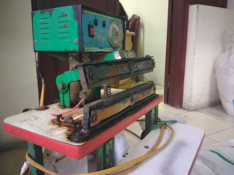 Dụng cụ m&aacute;y &eacute;p nhiệt m&agrave; Gắng biến m&igrave; ch&iacute;nh giả th&agrave;nh thật.