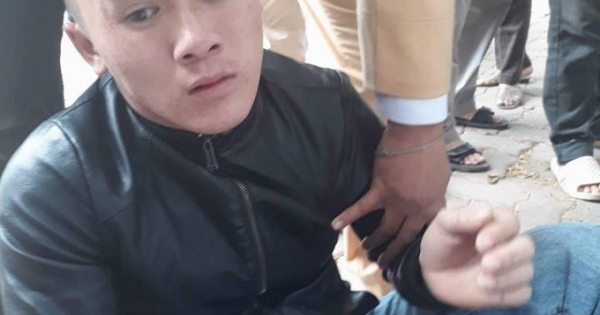 Hà Nội: CSGT phối hợp cùng phóng viên tóm gọn đối tượng vi phạm giao thông rồi bỏ chạy